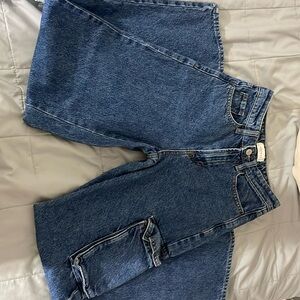 Pacsun denim jeans, dark wash! Fit me small around waist, so reselling! :)